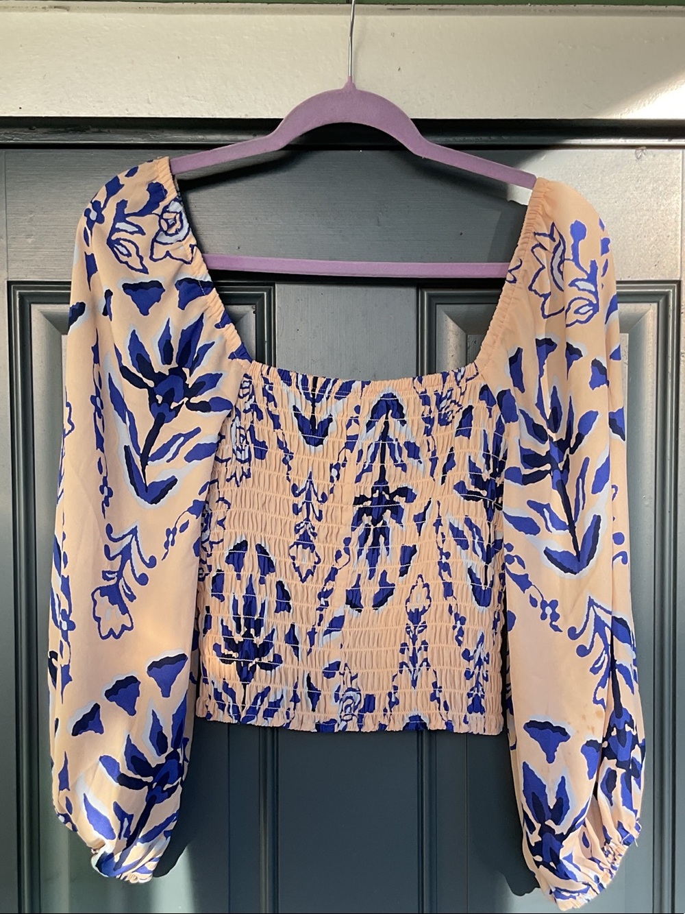 Sienna Sky Beige Crop Top with Bold Blue Floral Print, Size M - Picture 4 of 5